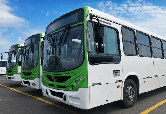 Ônibus Urbano 2013/2013 ( 48 lugares)