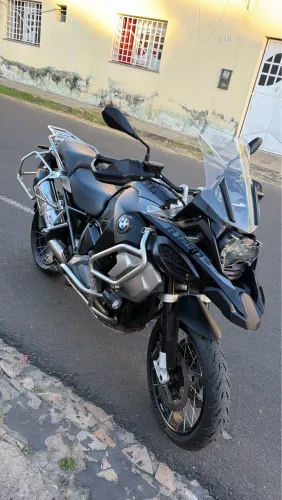 GS1250 ADV 2022 Triple Black 