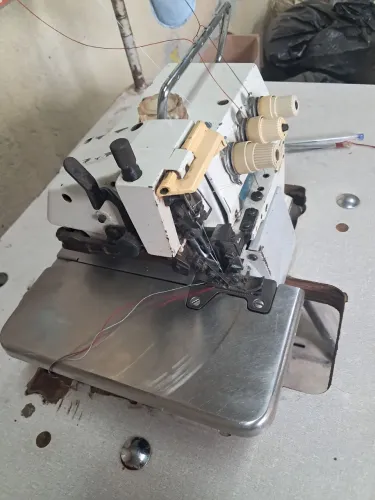 Overlock industrial 