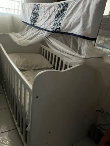 Vendo berço em ótimo estado.