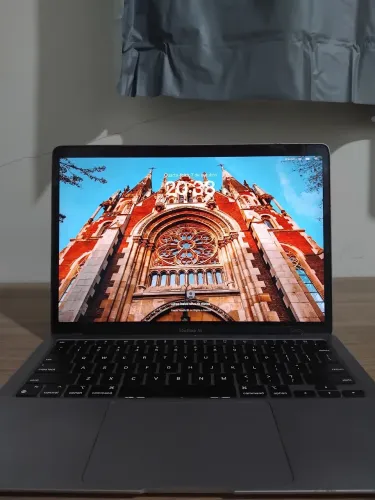 Macbook air m1