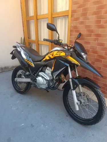 XRE 300 adventure (leia todo anúncio)