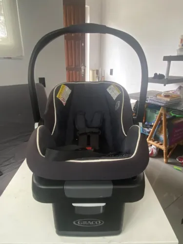 Bebê Conforto GRACO - Snugride Snuglock 35 (Click Connect Base + Assento)