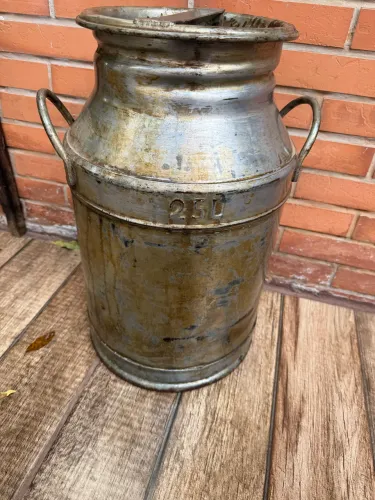 Leiteira antiga 25 litros 