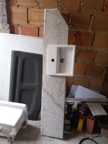 Cuba com bancada para banheiro