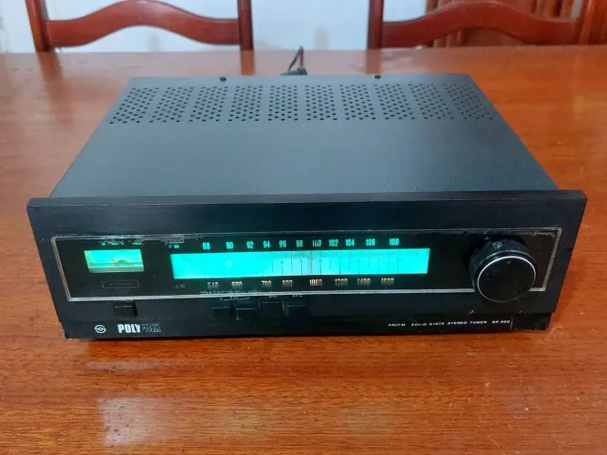 Tuner polyvox SP 200 1978 ( Leia Descrição )