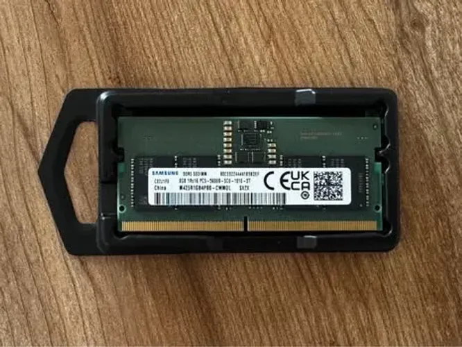 Memória RAM Samsung DDR5 8GB 5600MHz Notebook