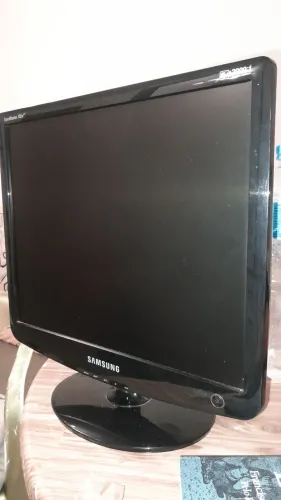 Monitor Samsung SyncMaster 732N Plus 17 Polegadas VGA/DVI