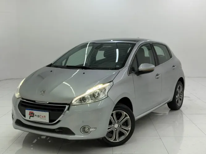 Peugeot 208 2015