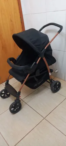 Carrinho de Bebê Burigotto em ótimo estado de Conservação