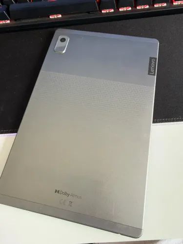 Lenovo tab M9