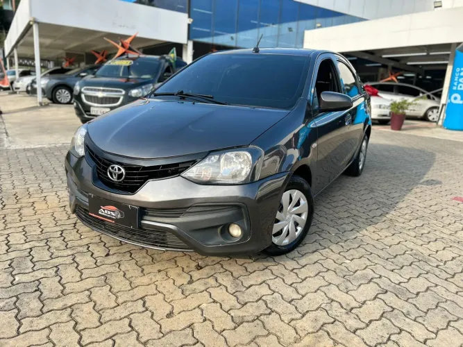 Toyota Etios X Sedan 1.5 Flex 16V 4P Mec. 2021