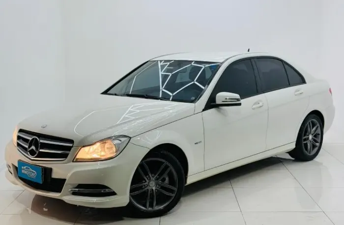 Mercedes-Benz C-180 CGI Classic 1.8 16V 156cv Aut. 2012