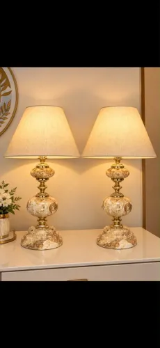 Par de Abajures Elegantes - Estilo Luxuoso, Seminovos