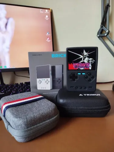 TRIMUI BRICK - CONSOLE PORTÁTIL