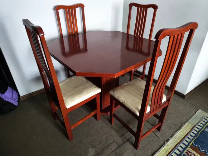 Mesa de Jantar com Balcão 