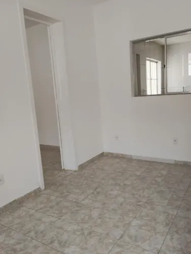 Aluguel - Casa em Bangu, 2 quartos