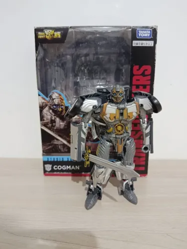 Transformers Studio Series SS Cogman (Takara Tomy)
