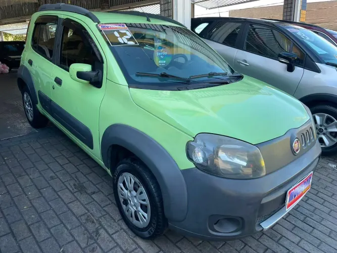 Fiat Uno WAY 1.0 Flex 6V 5P 2012