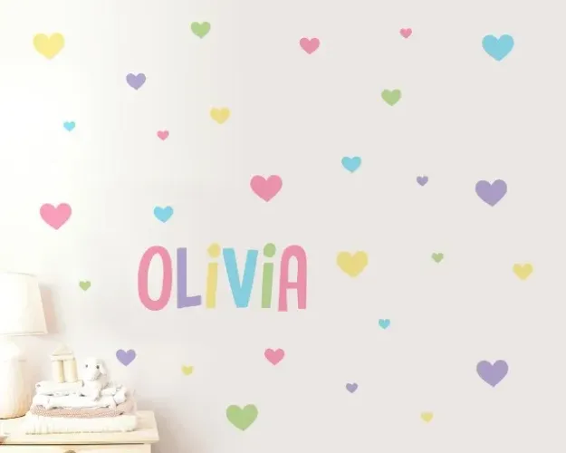 Adesivos de parede corações colorido com nome do bebê
