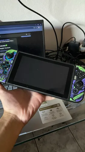 Nintendo switch v2 - DESBLOQUEADO + capinha + acessórios + case para transporte