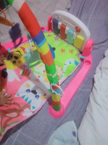 Tapete interativo para bebê