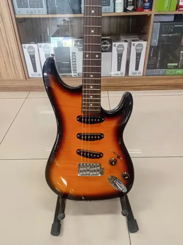 Guitarra washburn