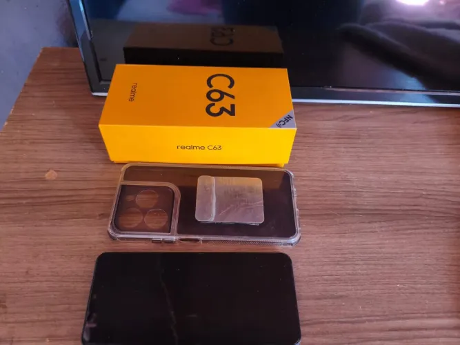 Realme C63 256 GB 8 RAM