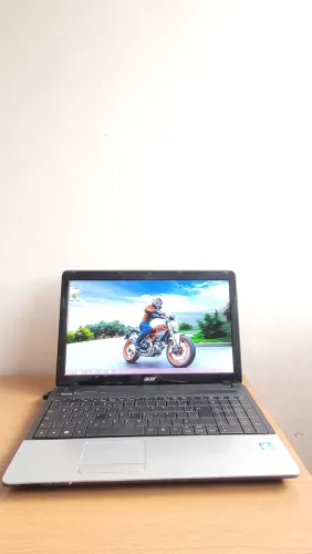Notebook Acer Core i3 3110M 2.4 Ghz HD 500GB 4 GB
