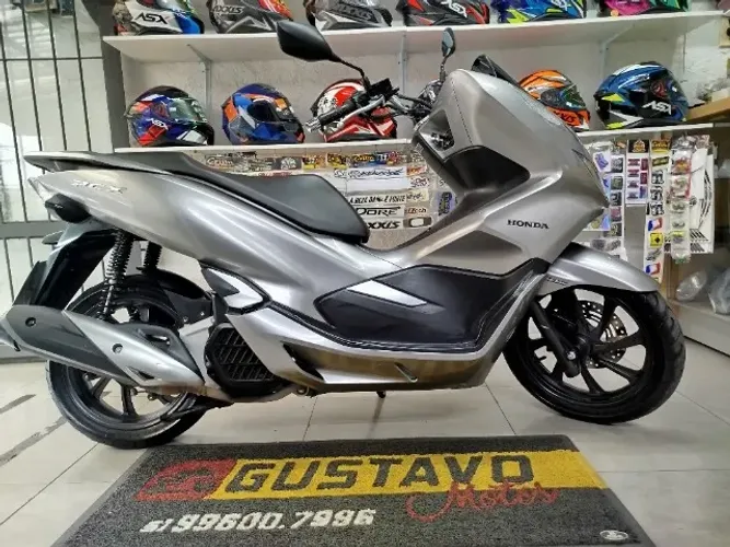 Honda Pcx 150 automática só 8 mil km