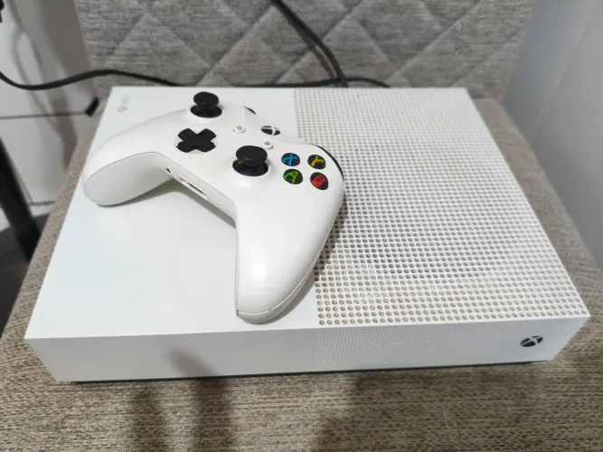 Xbox One S - All digital 1 TB