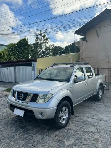 Nissan Frontier LE CD 4X4 2.5 TB Diesel Aut. 2011