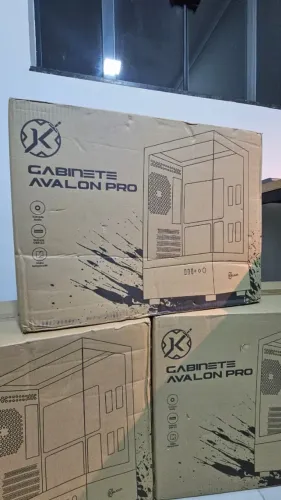 Gabinete Gamer Kalkan Avalon Pro Aquario vertical