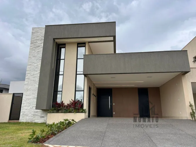 Casa Térrea à Venda no Parqville Jacarandá 3 Suítes, Piscina e 3 Vagas