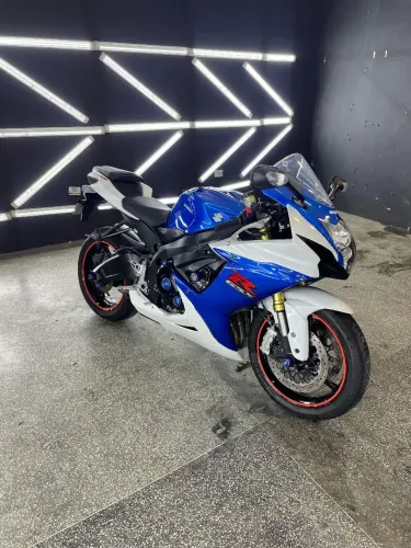 Srad 750 esta de Zera
