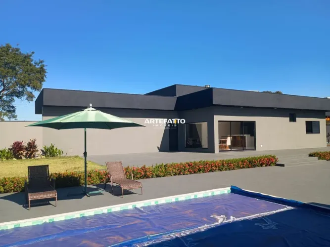 Sítio à venda em Patrocínio Paulista, Centro, com 3 quartos, 1400m²