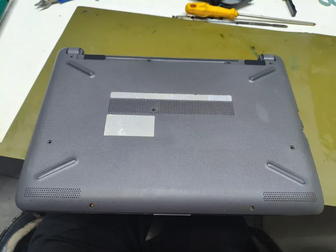 Carcaça Completa Para Hp 240 G6. 246 G6