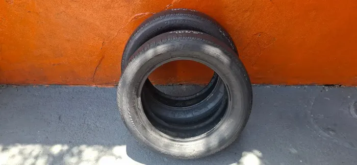 Par de Pneus Aro 15 Bridgestone 185 x 60 Turanza_Aceito Cartão*