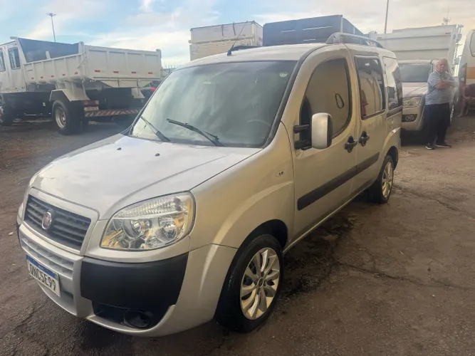 Fiat Doblo Essence 1.8 Flex 16V 5P 2018