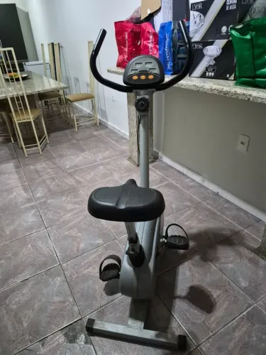 Bicicleta Ergométrica Magnética - Excelente Estado
