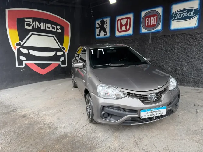 Toyota Etios X 1.3 Flex 16V 5P Mec. 2017