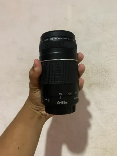 Lente cânon 75-300