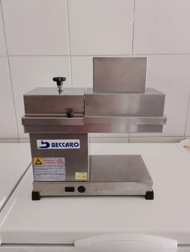 Amaciador de carnes becaro