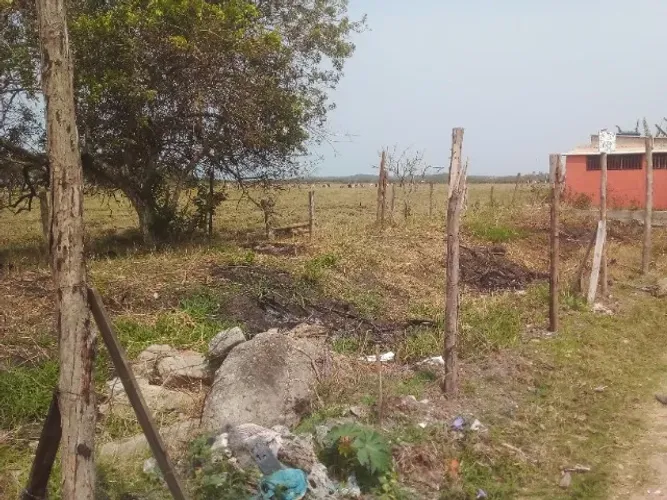 Vendo terreno na região dos lagos