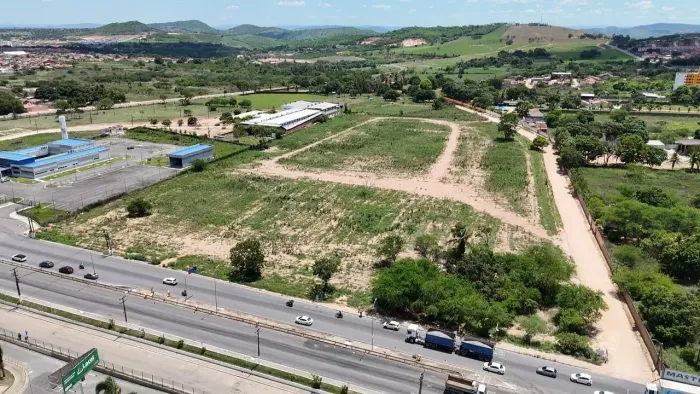 Atenção! Terreno Comercial em Localização Estratégica  Em frente ao Partage Arapiraca Shop