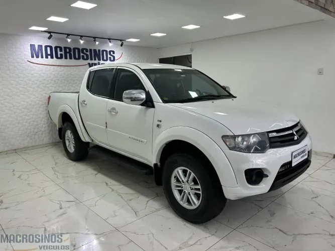 Mitsubishi TRITON HPE 2.4 CD 4X4 TB Diesel Aut. 2016