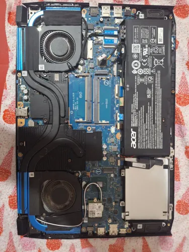 Predator Helios 300 PLACA MÃE QUEIMADA. Modelo i7 Rtx 3060