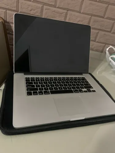 MacBook Pro 15" Retina ? Modelo A1398 (EMC 2512)
