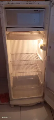 Geladeira Consul