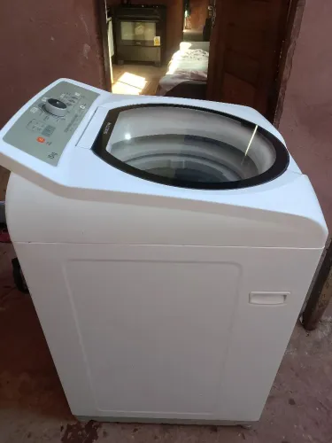 Vendo essa máquina Brastemp de 15kg semi nova